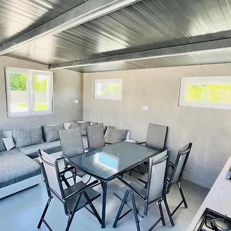 Lebego Falu Vendeghaz Holiday home